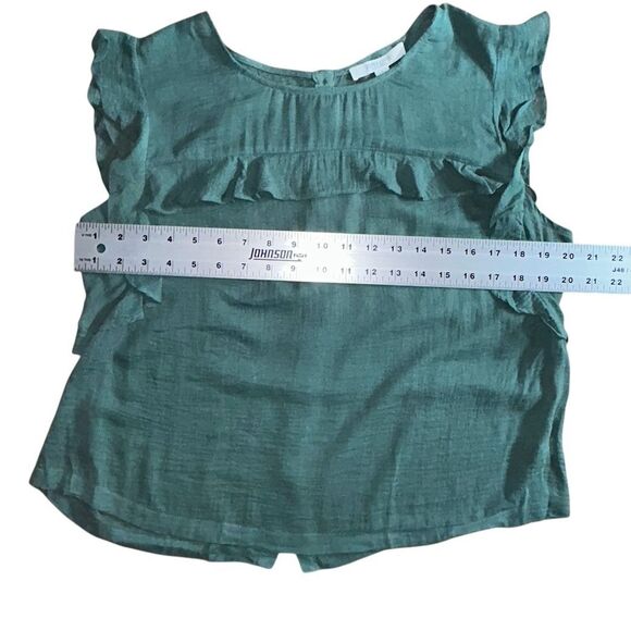 Piperlime Sage Green Ruffled Top Sz L Button Back Blouse Fairy Flutter Sleeves - Picture 6 of 9
